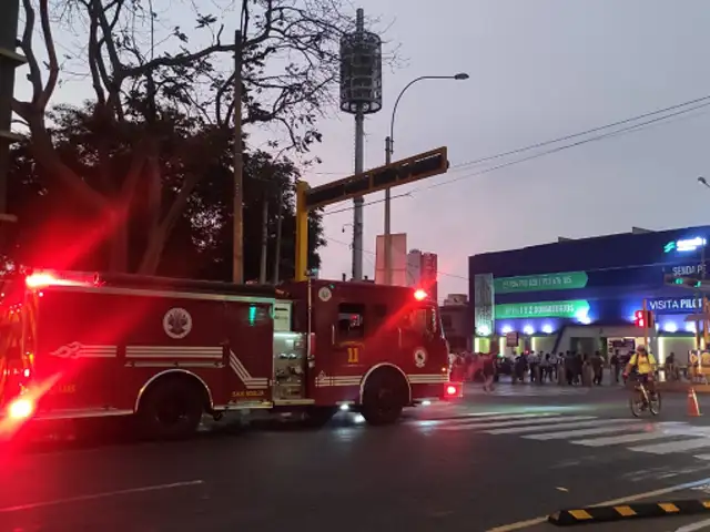 Fuga de gas en San Isidro: Cortan pase por avenida Javier Prado