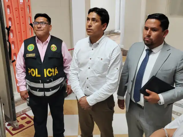 Excongresista Freddy Díaz pasará la noche en carceleta de la Fiscalía