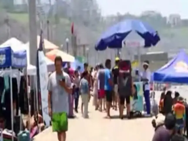Miraflores: instructores de surf se pelean por espacios en playa Makaha