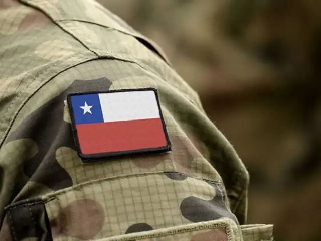 Gobierno chileno traslada militares a su frontera con Perú y Bolivia para frenar inmigración