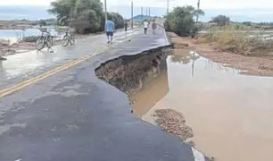 Tránsito restringido: intensas lluvias destruyen tramo de la vía Monsefú-Eten en Lambayeque