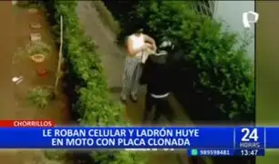 Chorrillos: Ladrón roba celular a mujer y huye en moto con placa clonada