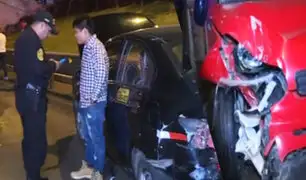 Taxista queda herido tras triple choque en Paseo de la República en San Isidro