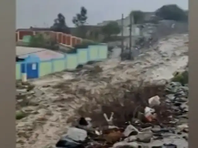 Pisco: huaico destruye cultivos, inunda calles y bloquea vías