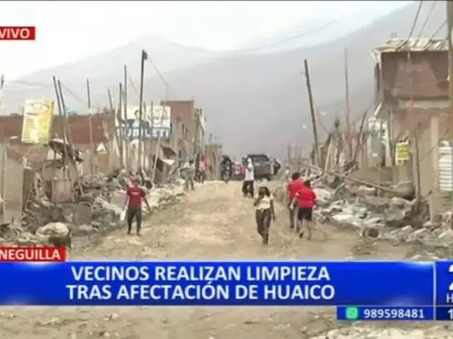 Vecinos de Cieneguilla realizan trabajos de limpieza tras estragos por huayco