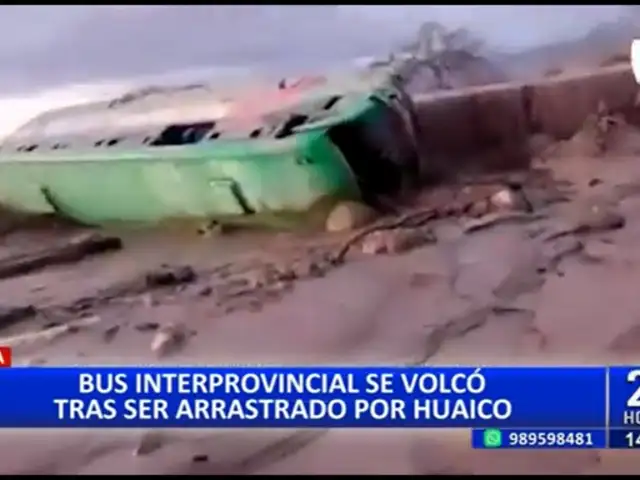 Ica: Bus Interprovincial se vuelca tras ser arrastrado por huayco