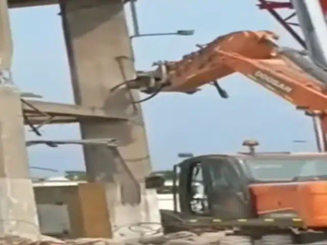 Trabajador queda atrapado entre escombros tras colapso de obra informal