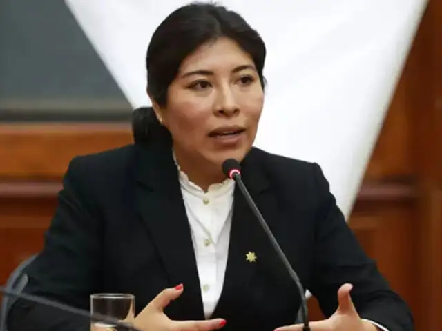 Betssy Chávez descarta retirarse de la política y apoya eventual candidatura presidencial de Aníbal Torres