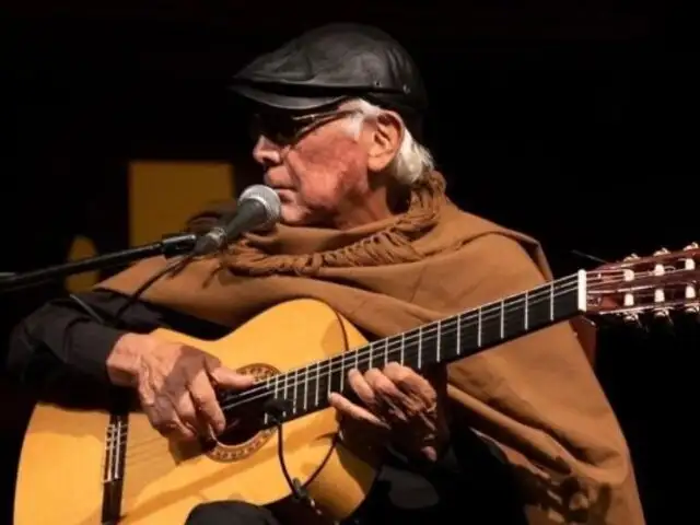 Mincul otorgó Personalidad Meritoria de la Cultura a Víctor Angulo, una las mejores guitarras andinas del Perú