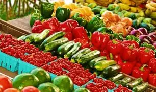¡De alto riesgo! supermercados venderían verduras y frutas infestadas de plaguicidas