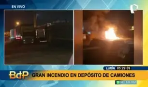 Incendio en Lurín: falta de agua dificulta labor de bomberos en depósito de camiones
