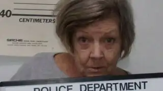 En estado de ebriedad: Mujer de casi 80 años fue capturada por tercera vez tras robar un banco