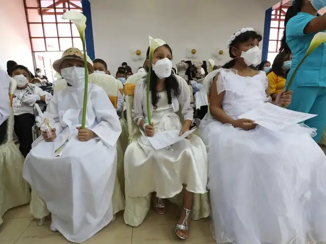 Callao: niños con cáncer del hospital Sabogal reciben el bautizo y la primera comunión