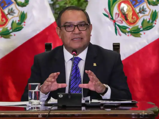 Premier Otárola anuncia que Perú expulsará del país a extranjeros indocumentados