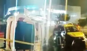La Victoria: Camioneta choca aparatosamente contra auto en la avenida Javier Prado