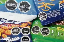 Congreso: aprueban ley que regula el uso de advertencias en etiquetado de alimentos