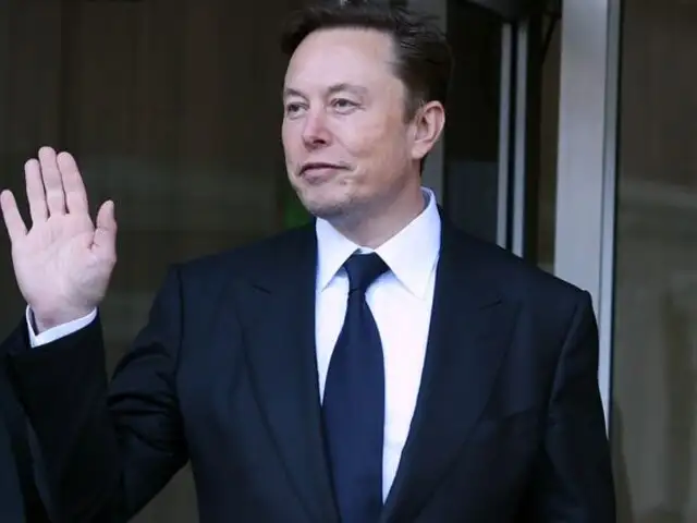 Elon Musk anuncia que deja el cargo de CEO de Twitter en seis semanas