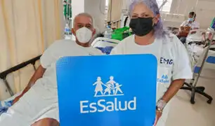 Essalud: pareja de abuelos celebra sus 40 años de matrimonio tras vencer el dengue en hospital de Tumbes