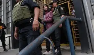Betssy Chávez llegó al penal Anexo de Chorrillos para cumplir prisión preventiva