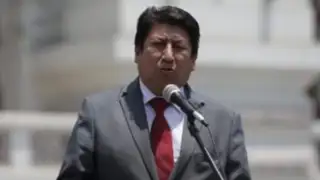 Oficina a cargo de Waldemar Cerrón contrató a militantes de Perú Libre pese a no contar con el perfil
