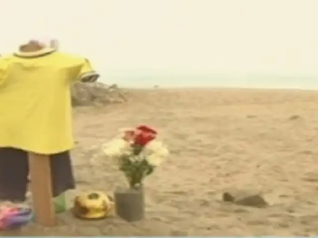 Niño sale a jugar con amigos y desaparece en la playa: Padres piden apoyo para encontrar su cuerpo