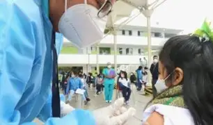 Perú vacuna a más 25 mil niños contra el Virus del Papiloma Humano