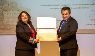 Biblioteca Nacional del Perú recibió certificados de Memoria del Mundo de UNESCO
