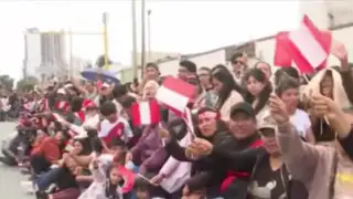 Desfile Militar 2023: ambiente de fiesta y algarabía en la avenida Brasil