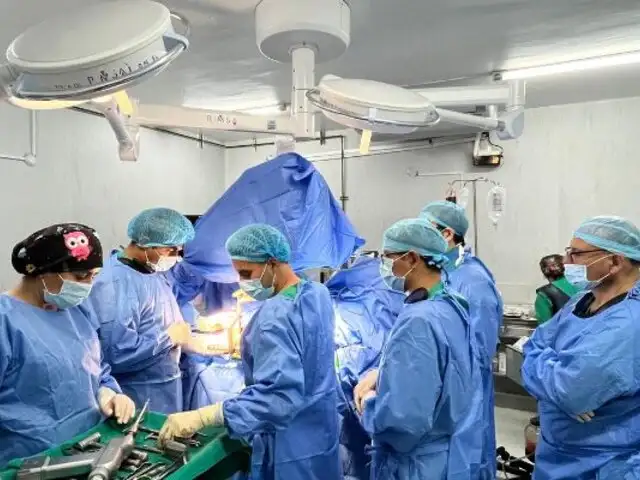 Hospital II Vitarte inicia cirugías de alta complejidad para asegurados con artrosis severa