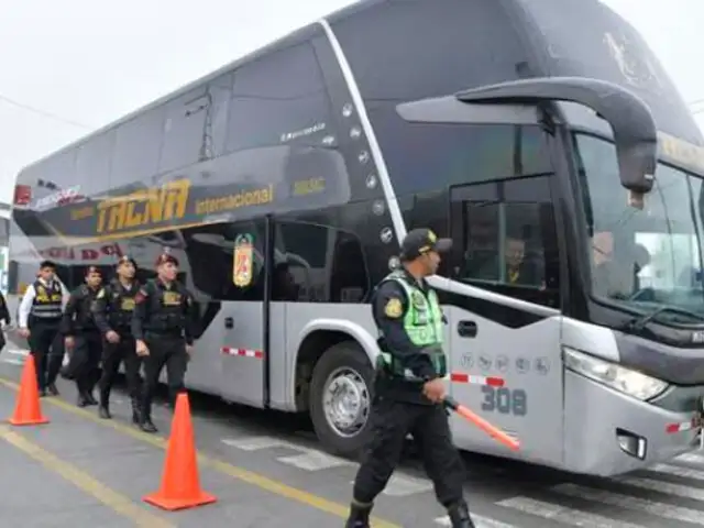 Toma de Lima: más de 100 agentes de la Policía Nacional resguardan garita de control de Pucusana