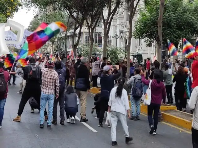 Protesta en Lima en vivo hoy 20 de julio: agentes de la Policía Nacional cierran acceso a avenida Abancay