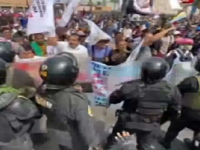 Protestas en Fiestas Patrias: se reportan enfrentamientos entre manifestantes y PNP en av. Abancay