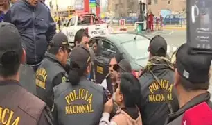 Transportistas se enfrentan a policías por reordenamiento vial: ATU refuerza fiscalización