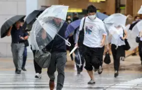 Japón: tifón paraliza transporte y obliga evacuación de 180 mil personas