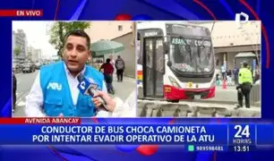 Conductor de bus choca camioneta al tratar de huir de intervención