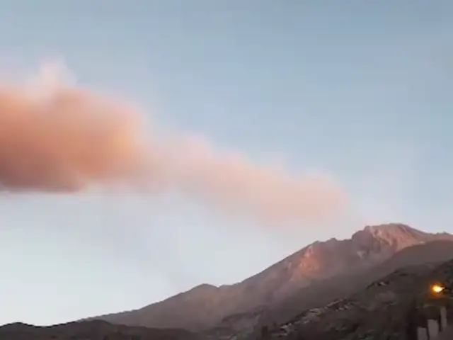 Moquegua: se registra nueva explosión en volcán Ubinas