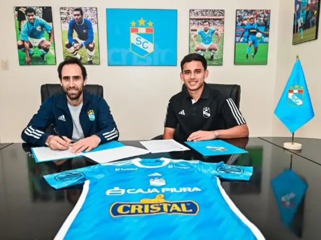 Le ponen "candado": Jhilmar Lora renovó con Sporting Cristal hasta 2025