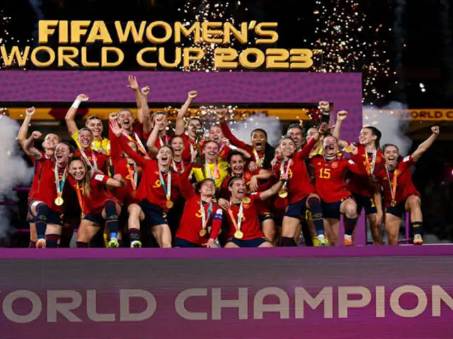En intenso partido España derrota a Inglaterra y gana su primer mundial femenino de fútbol