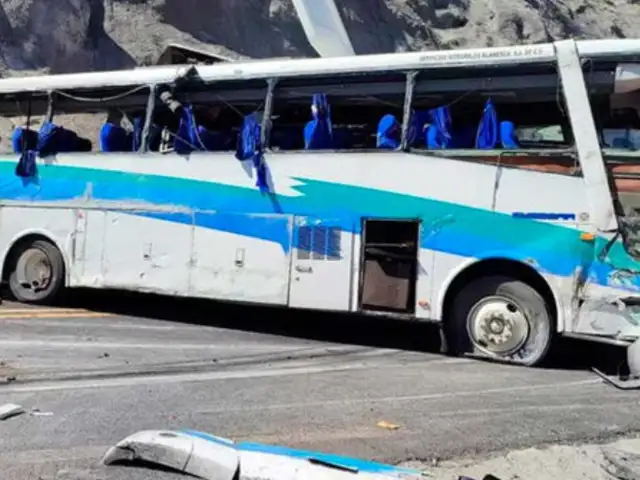 México: 16 muertos y 36 heridos al chocar bus que trasladaba migrantes