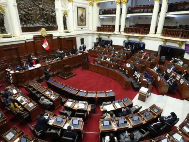 Congresistas cuestionan lentitud de la Comisión de Fiscalización en caso 'Amigas de Otárola'