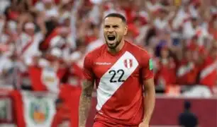 ¡Otra baja más! Alexander Callens no jugará ante Paraguay por molestias físicas