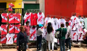 Gamarra: aumenta venta de camisetas de la bicolor a solo horas de su debut en las Eliminatorias