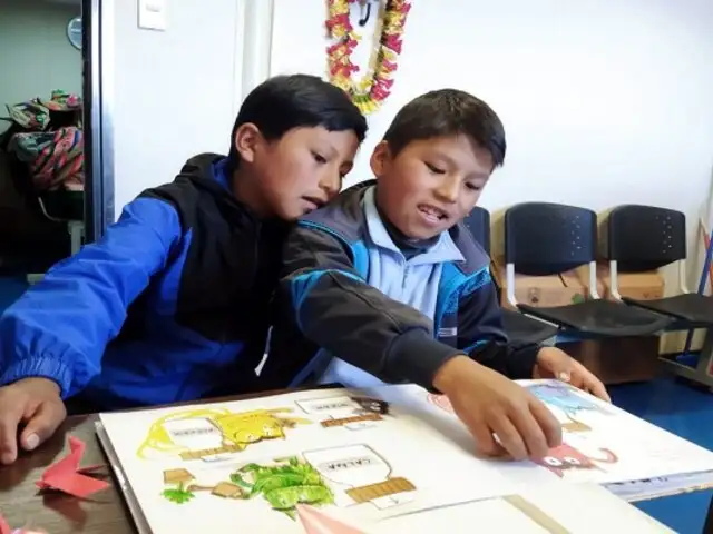 “Libros Viajeros BNP” inicia nuevo recorrido por el Lago Titicaca