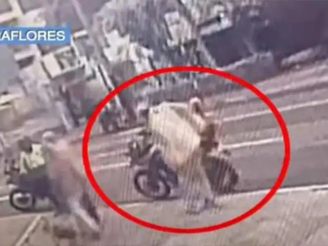 Habría sido por venganza: hombre intenta prender fuego a sereno y a su motocicleta en Miraflores