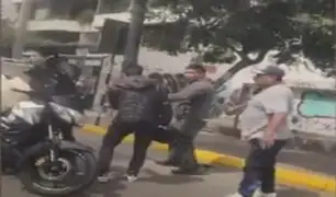 Av. Petit Thouars: captan violento enfrentamiento entre colectiveros y motociclistas
