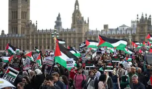 Miles de personas marchan en Londres, París y Zúrich exigiendo un alto al fuego en Gaza