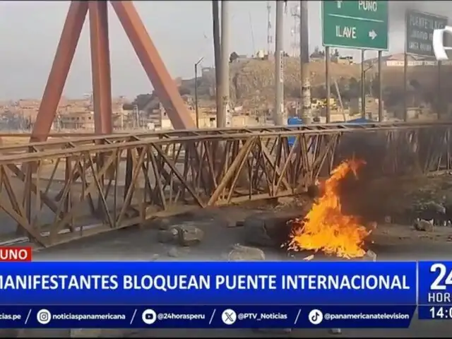 Puno: manifestantes bloquean puente internacional Ilave