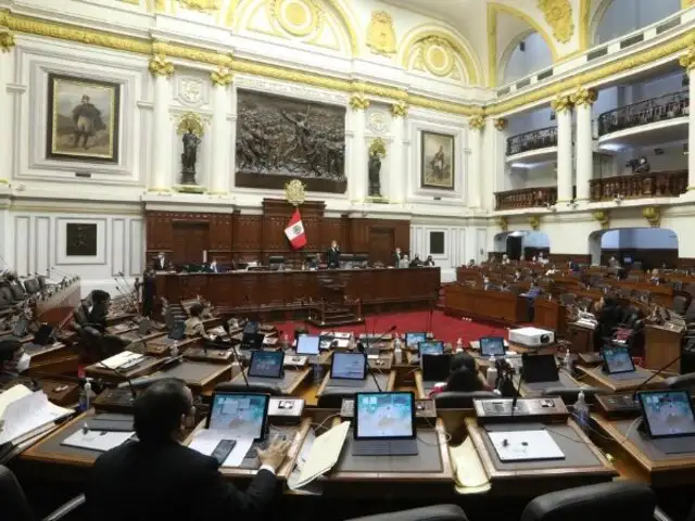 Congreso: invitan a premier Otárola al pleno para que explique contrataciones de sus "amigas"