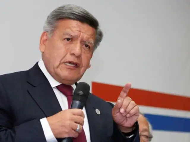 César Acuña rechaza adelanto de elecciones: "Debemos buscar estabilidad política"