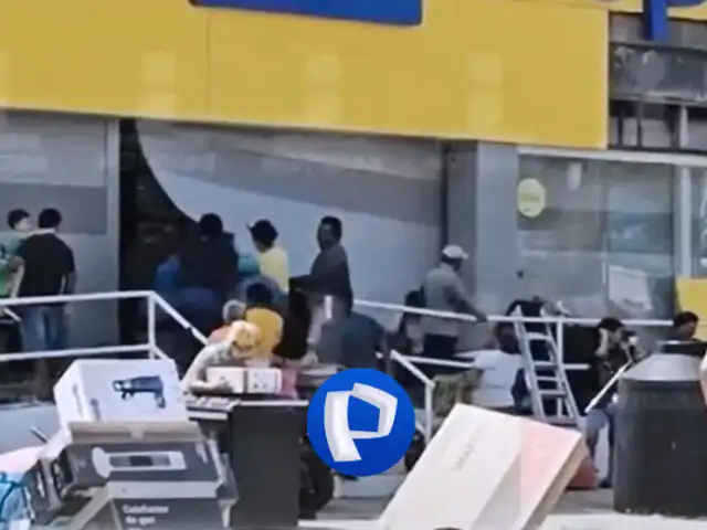 Huracán Otis: mexicanos saquean tiendas y supermercados